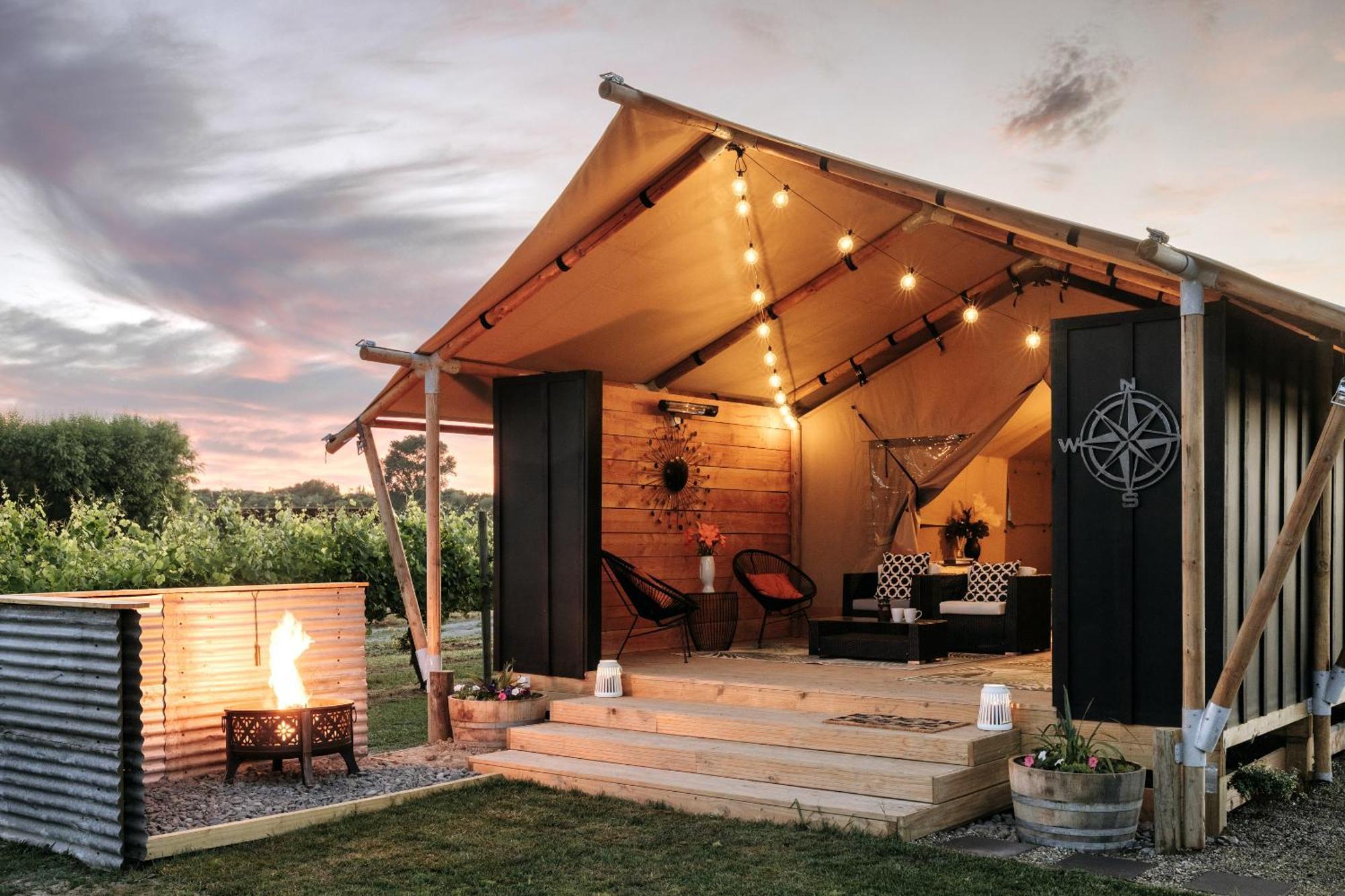 Villas & Vines Glamping เฮสติงส์ ภายนอก รูปภาพ