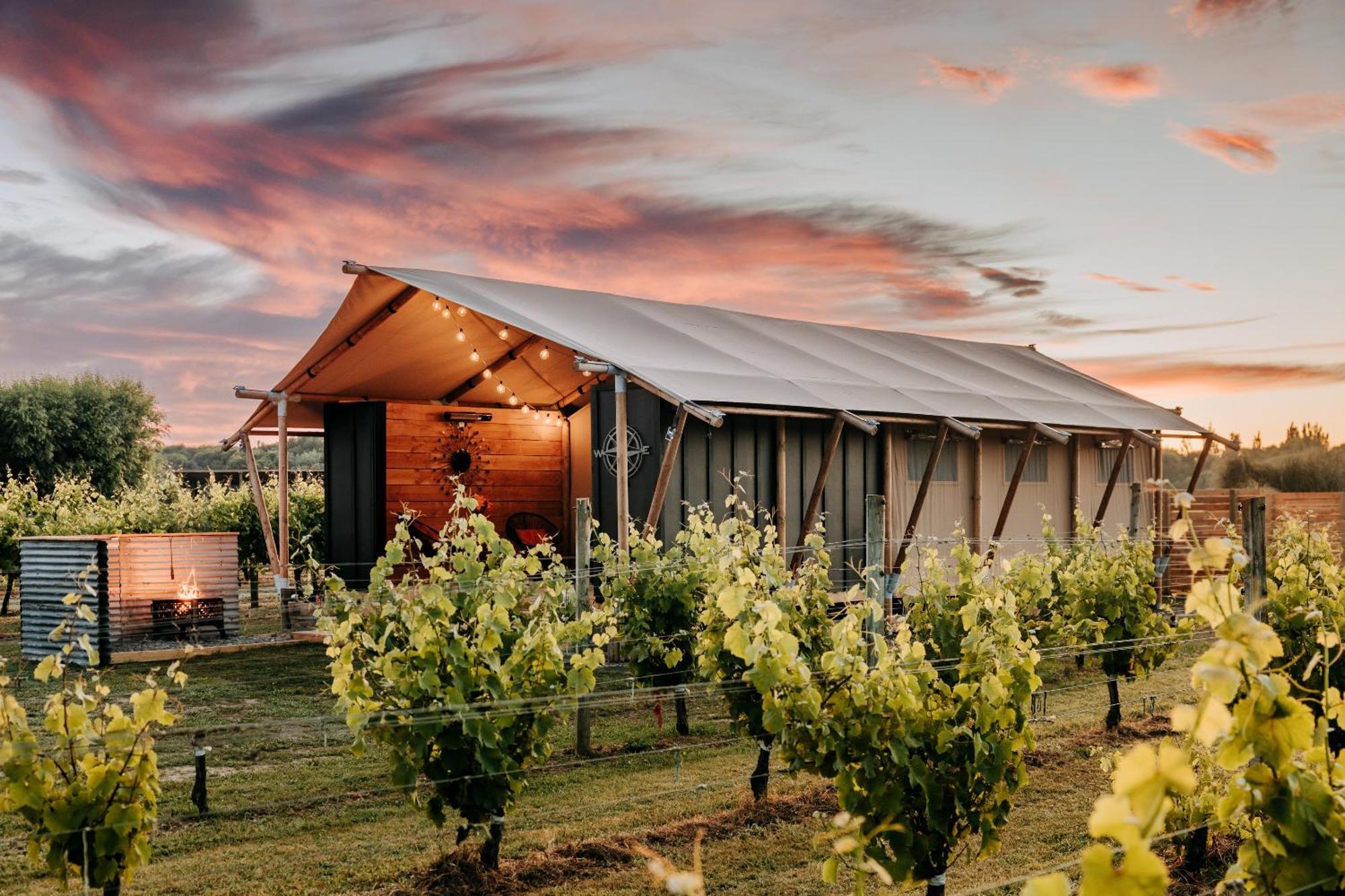 Villas & Vines Glamping เฮสติงส์ ภายนอก รูปภาพ