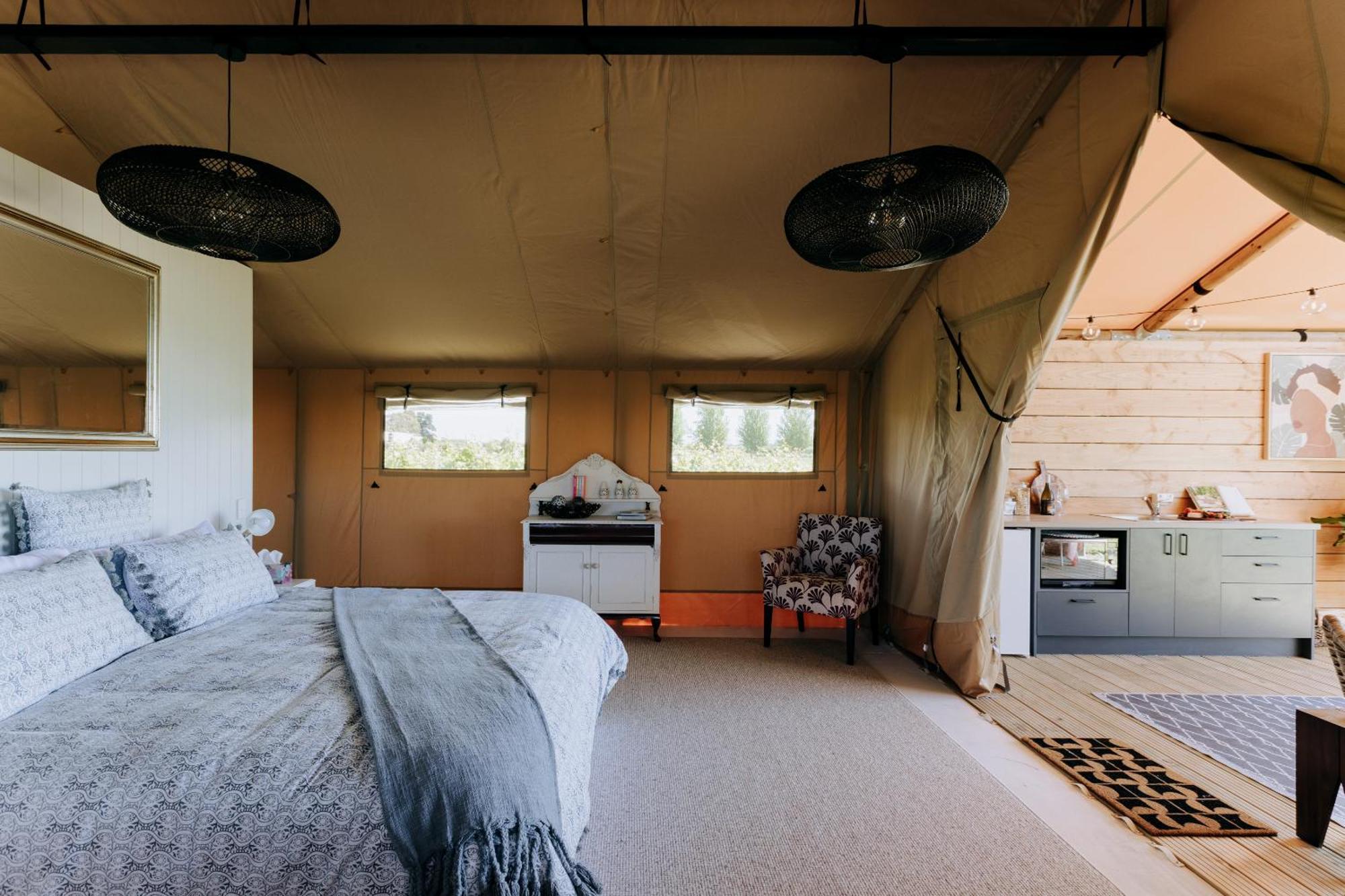 Villas & Vines Glamping เฮสติงส์ ภายนอก รูปภาพ